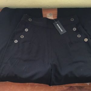 Wide leg trousers with sailor bottom front